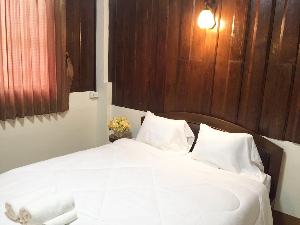 Phrasing Guesthouse Chiang Mai Extérieur photo