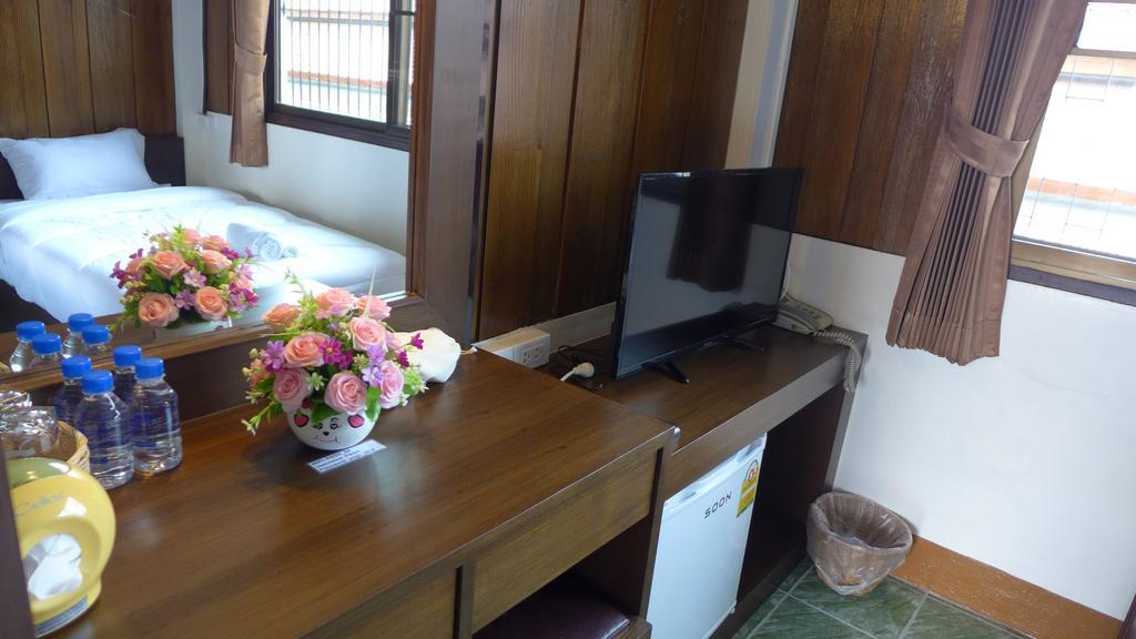 Phrasing Guesthouse Chiang Mai Extérieur photo